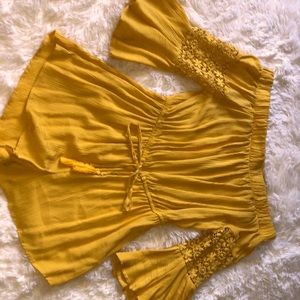 Really cute romper, fits well.